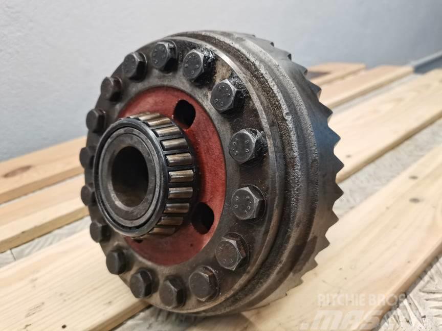 CAT TH 82 main gearbox 9X40 Clark-Hurth} Asis