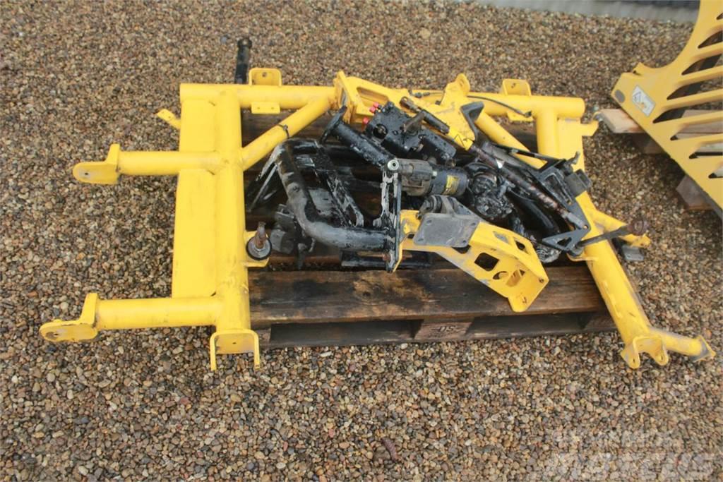 Volvo A25 D Engine Hood Chassis and suspension