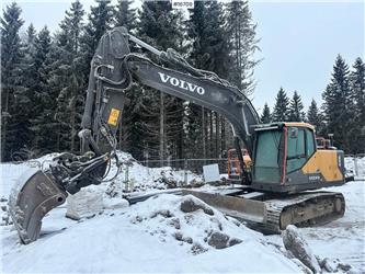 Volvo EC160EL Tracked excavator w/ GPS, Rototilt and 2 b
