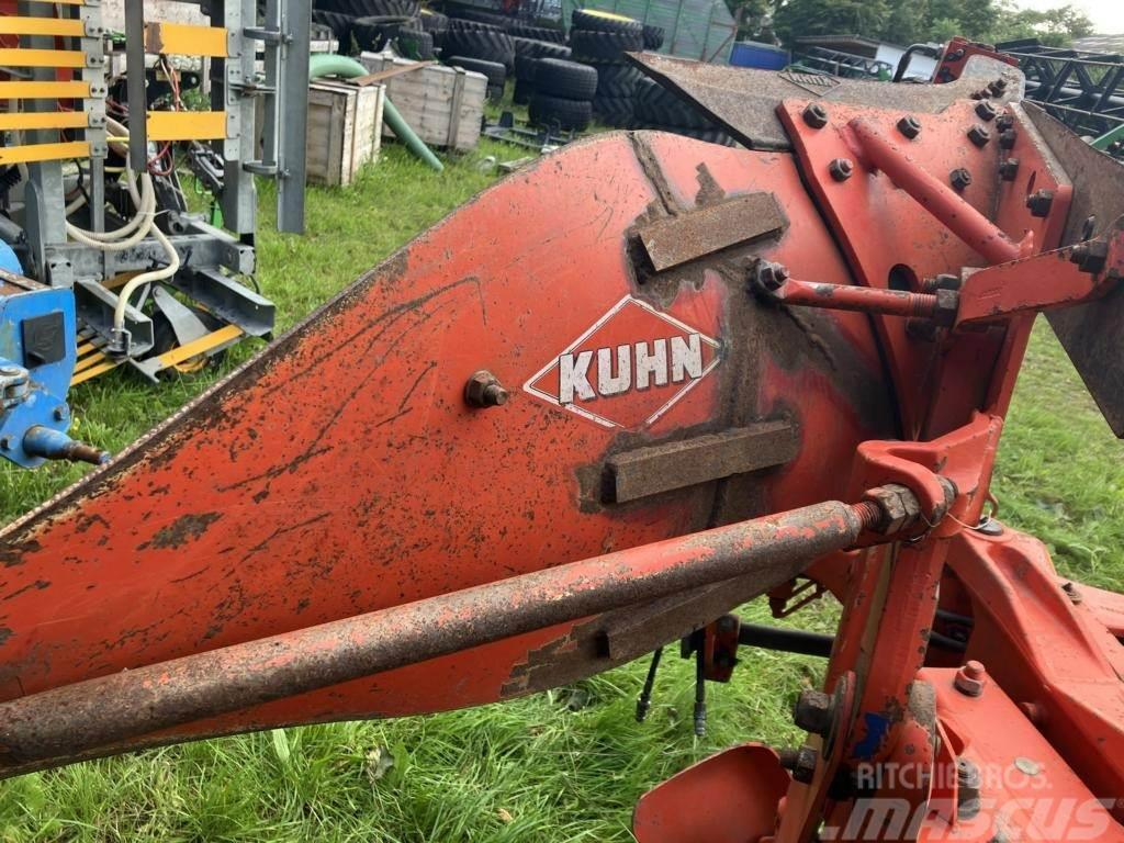Kuhn VM 122 4ET Plows