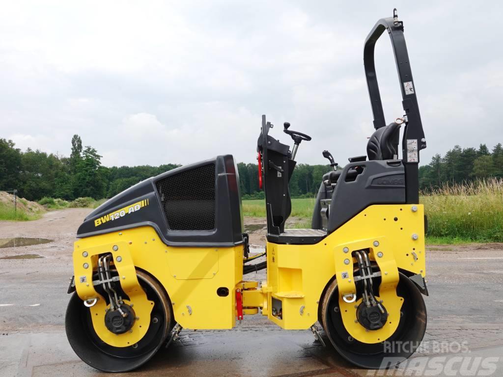 Bomag BW120AD-5 - 200 Hours! Kubota Engine Twin drum rollers