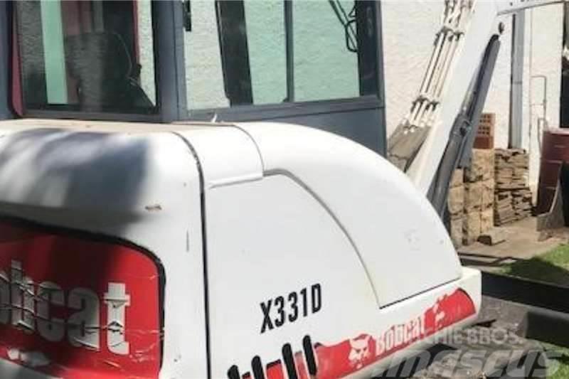 Bobcat X331D 3.1 Ton Excavator Tractors