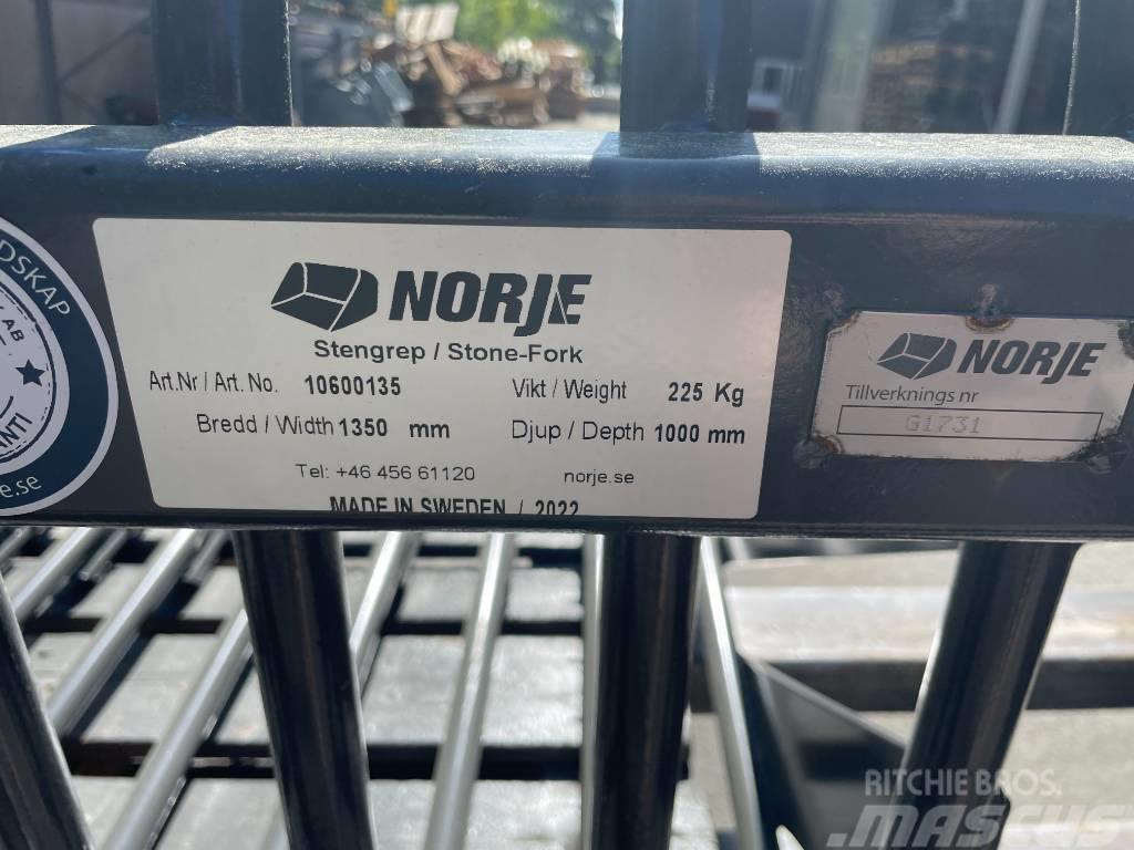 Norje Stengrep med puckel | N106 SMS trima fäste Other tractor accessories