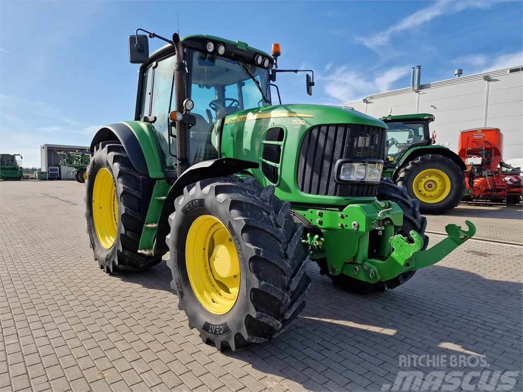 John Deere 7530 Premium Tractors