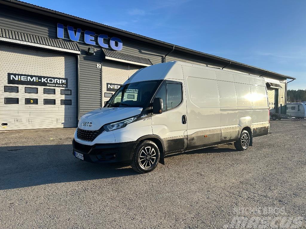 Iveco Daily 35S16A8 16m3 Panel vans