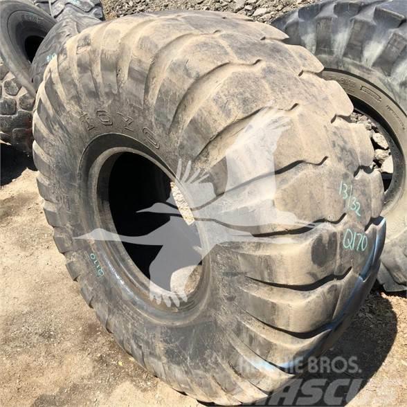 Toyo 23.5R25 Tyres, wheels and rims