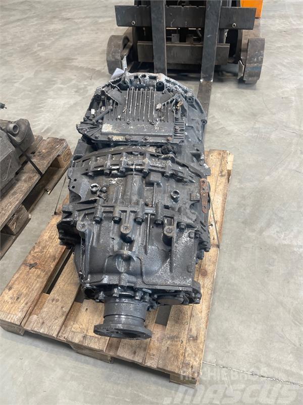 Iveco IVECO 12AS2330TD Transmission