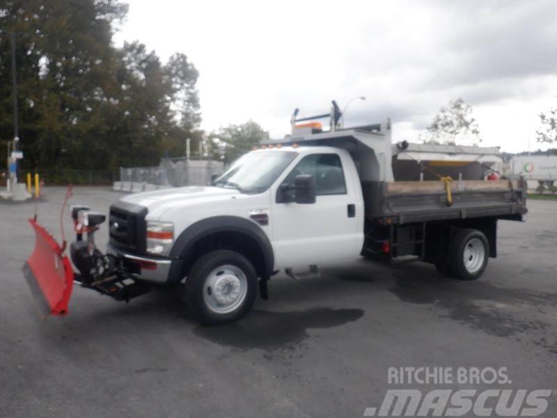 Ford F-450 SD Snow blades and plows