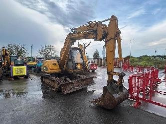 JCB JS70
