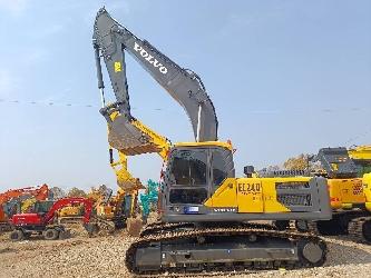 Volvo EC 240