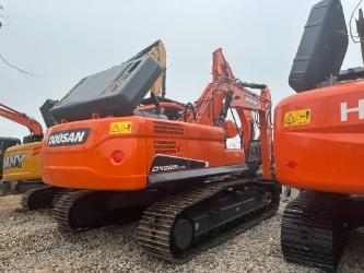 Doosan DX225