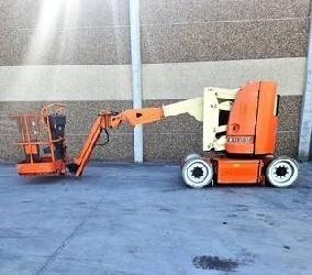 JLG E 300 AJP
