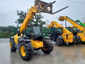 JCB 541-70