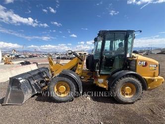 CAT 906M