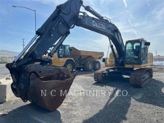 John Deere 210G