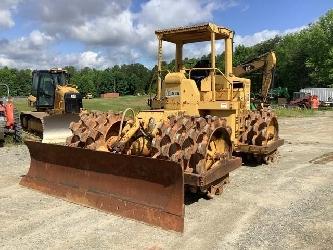 CAT 815