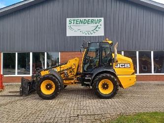 JCB 320