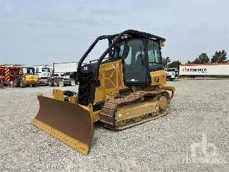CAT D2