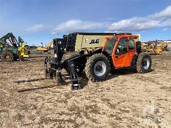 JLG 1055
