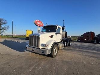 Peterbilt 567