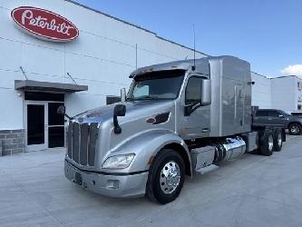 Peterbilt 579