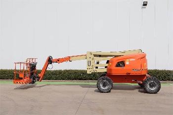 JLG 520AJ