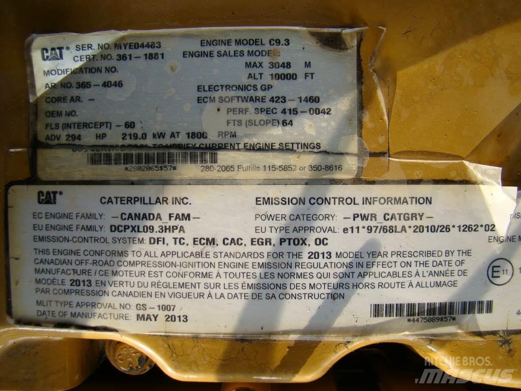 CAT 966 K Iekrāvēji uz riteņiem