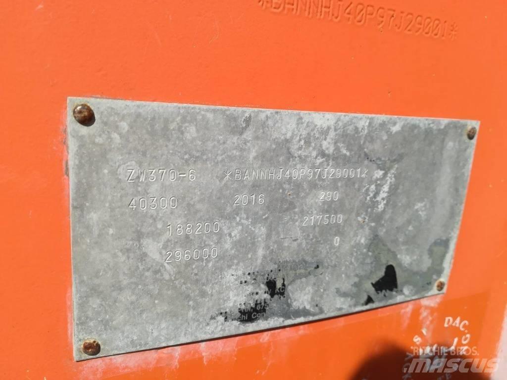 Hitachi ZW 370-6 Iekrāvēji uz riteņiem