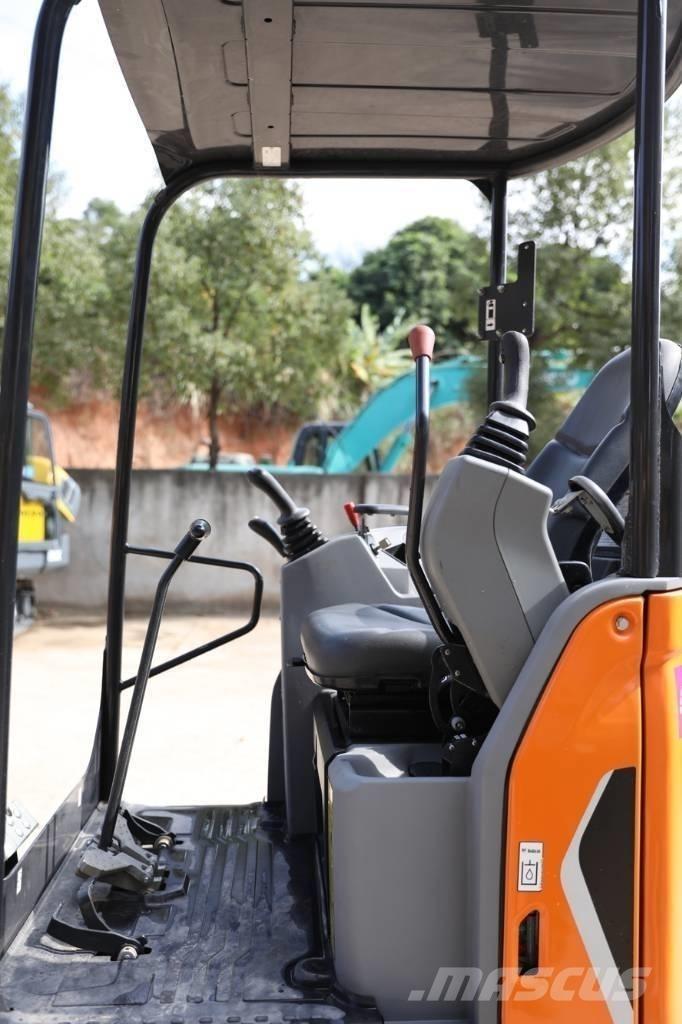 Doosan DX 17 Kāpurķēžu ekskavatori