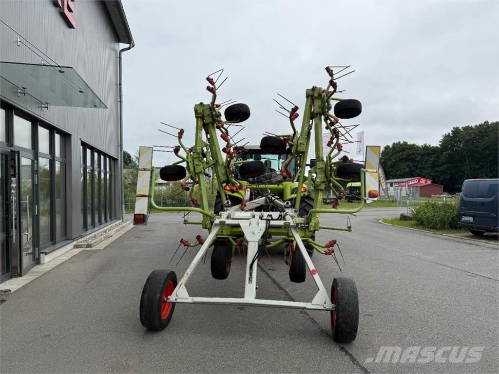 CLAAS Volto 870 T Grābekļi un siena ārdītāji