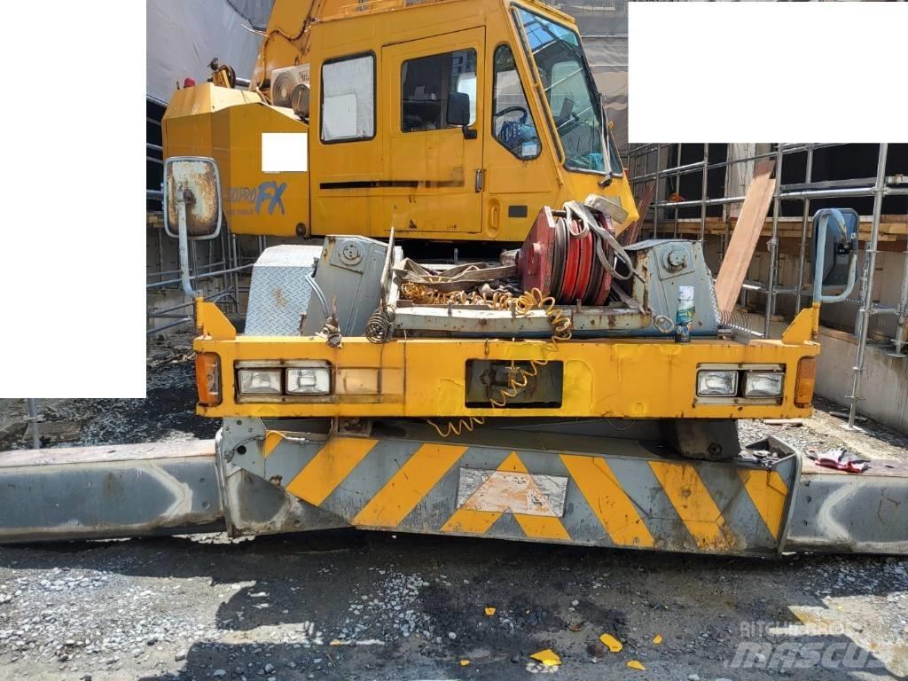 Tadano TR 250 M-5 Celtņi nelīdzenām virsmām