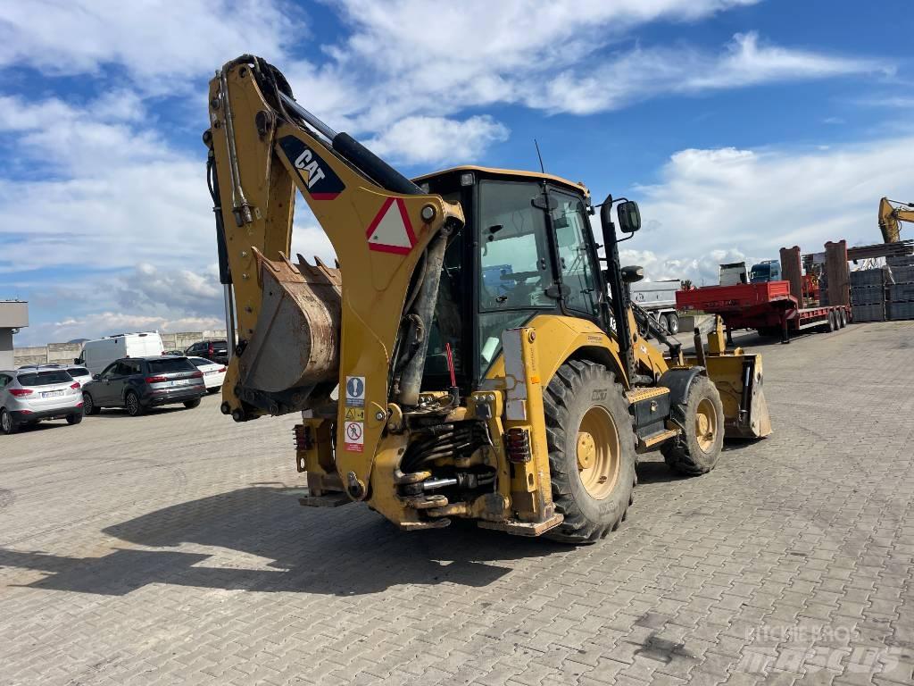 CAT 432 Ekskavatori-iekrāvēji