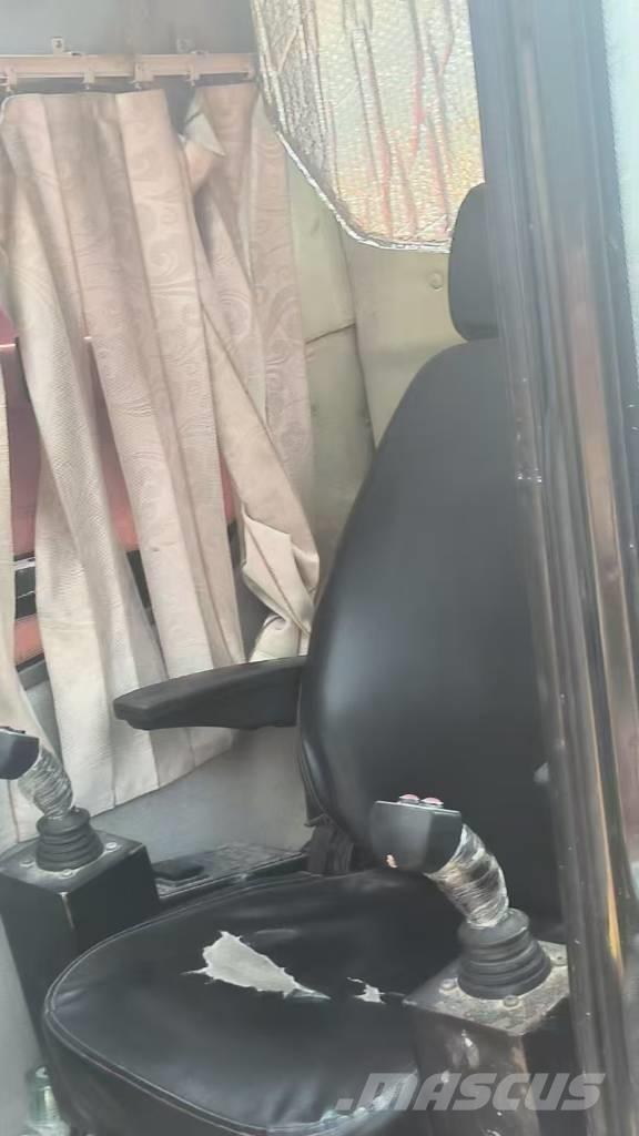 Sany 800 Visurgājēji celtņi