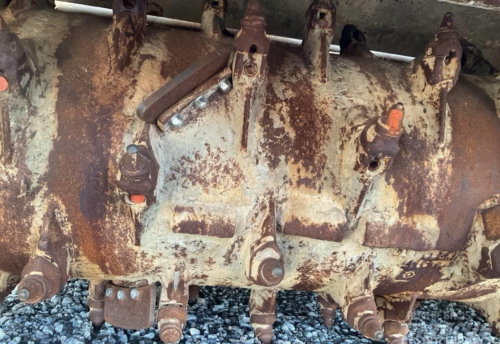 Wirtgen WS250 Asfalta savācējs
