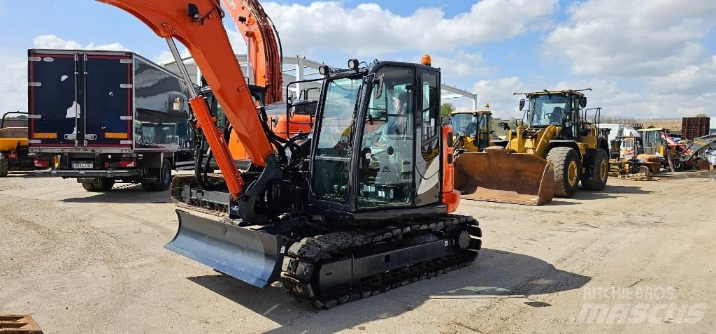 Hitachi ZX 85 Vidēja lieluma ekskavatori 7 t - 12 t
