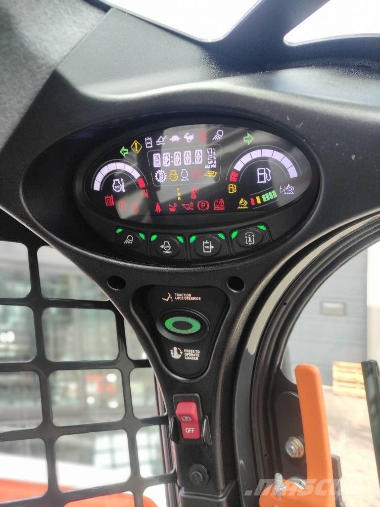 Bobcat S450 Lietoti riteņu kompaktiekrāvēji