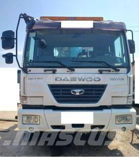  DONGYANG 1926 Kāpurķēžu ceļamkrāni