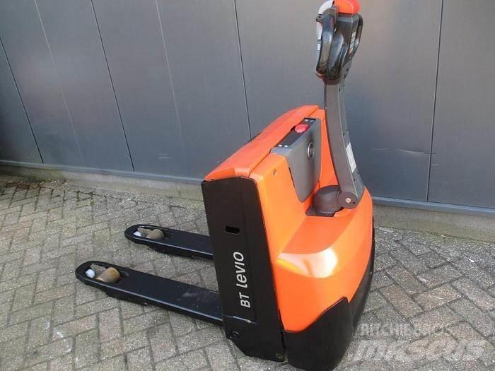 Toyota LWE 140 Zemie palešu pacēlāji