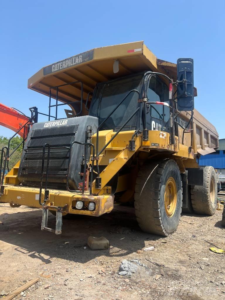 CAT 773F Karjeras kravas automašīnas