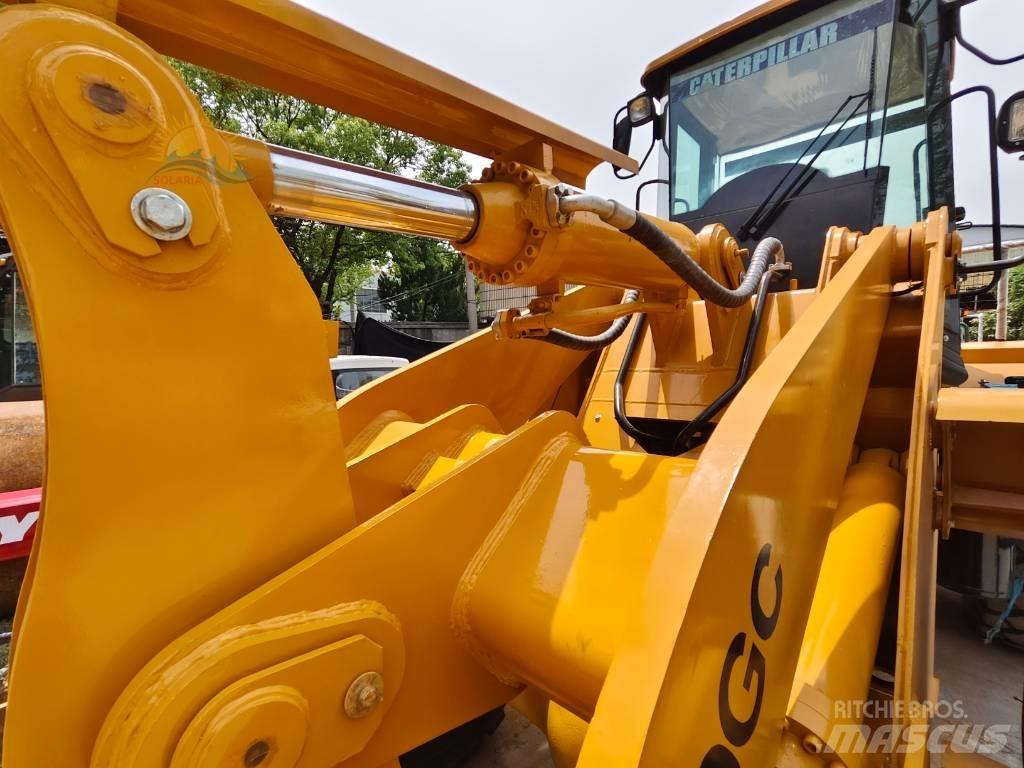 CAT 950GC Iekrāvēji uz riteņiem