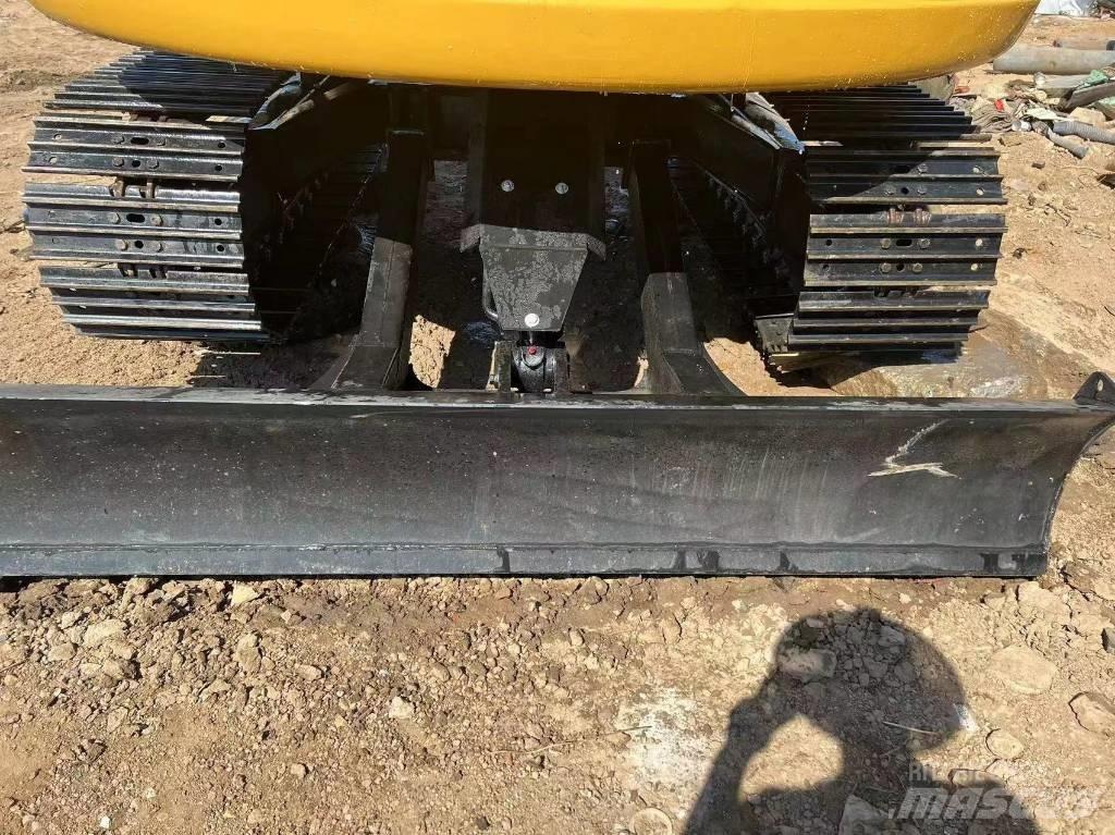 CAT 307 Kāpurķēžu ekskavatori