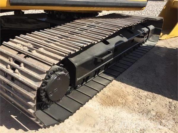 CAT 325 D L Kāpurķēžu ekskavatori