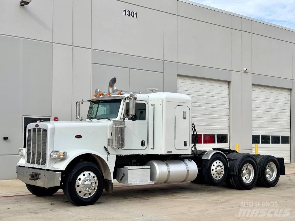 Peterbilt 388 Vilcēji