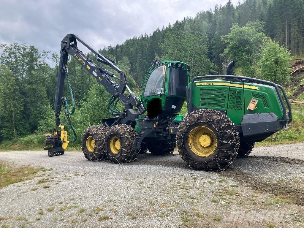John Deere 1470G Harvesteri