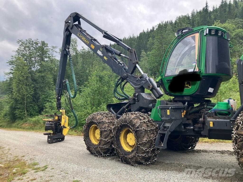 John Deere 1470G Harvesteri