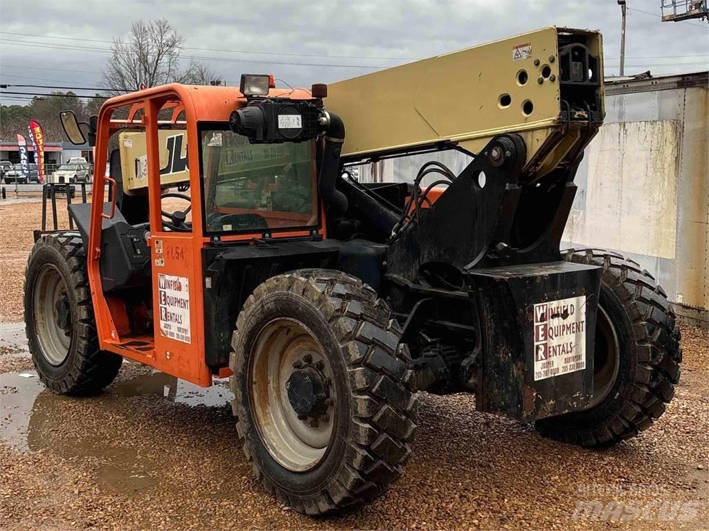 JLG G6-42A Teleskopiskie manipulatori