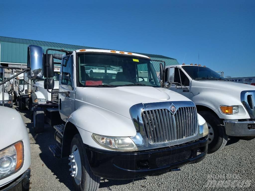 International 4400 Atkritumu izvešanas transports