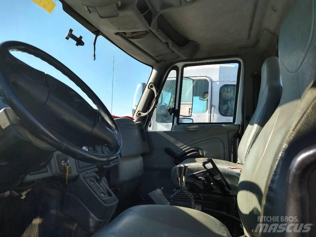 International 4400 Atkritumu izvešanas transports