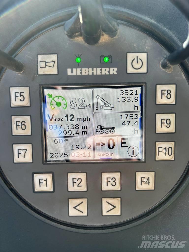 Liebherr LTM 1300 Visurgājēji celtņi