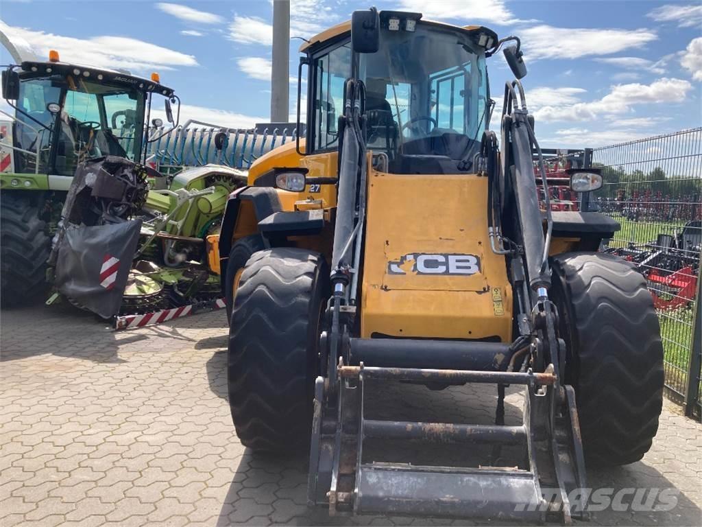 JCB 427 HT Iekrāvēji uz riteņiem
